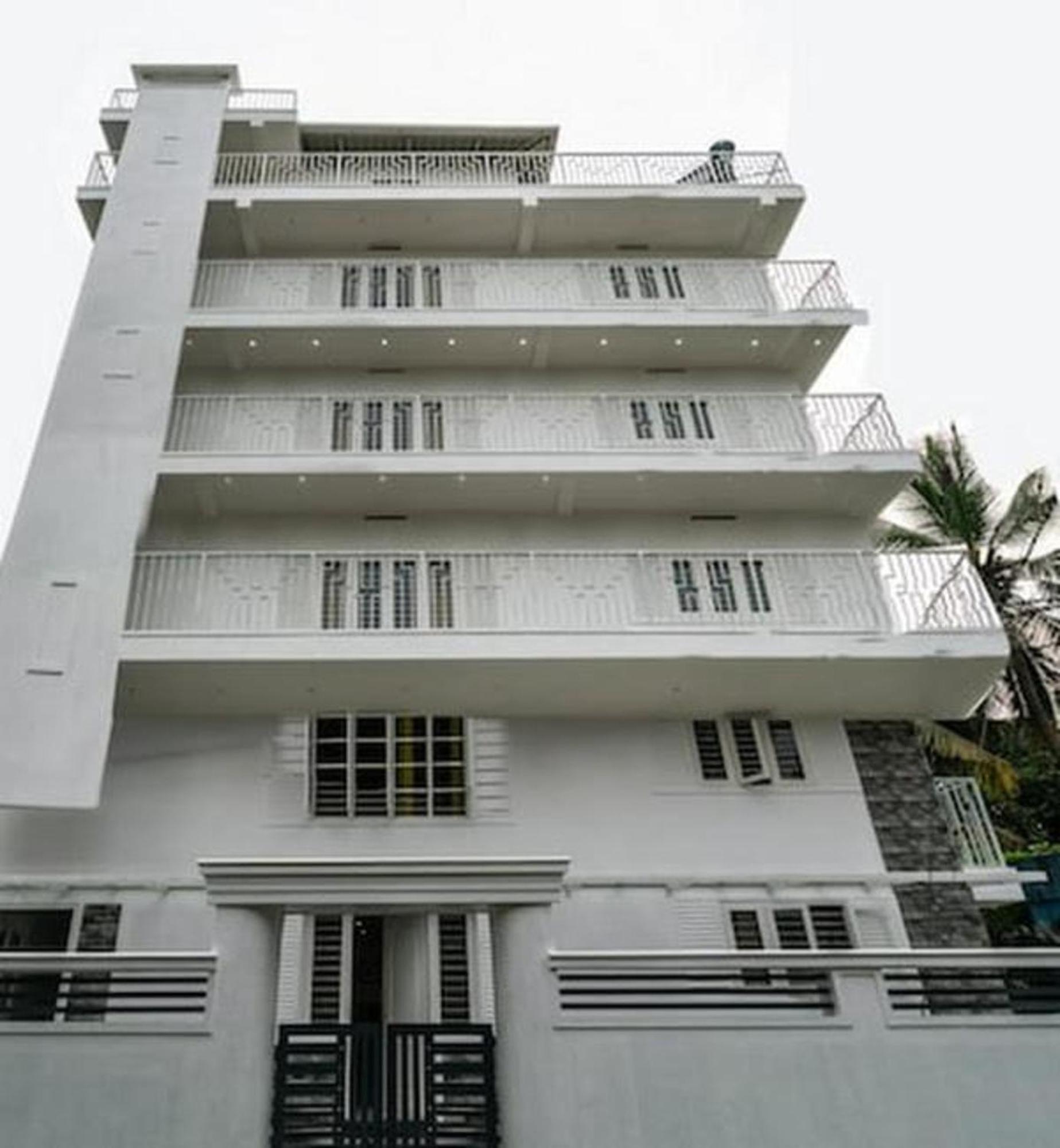 Green View Executive Stay'S Kochi Bagian luar foto